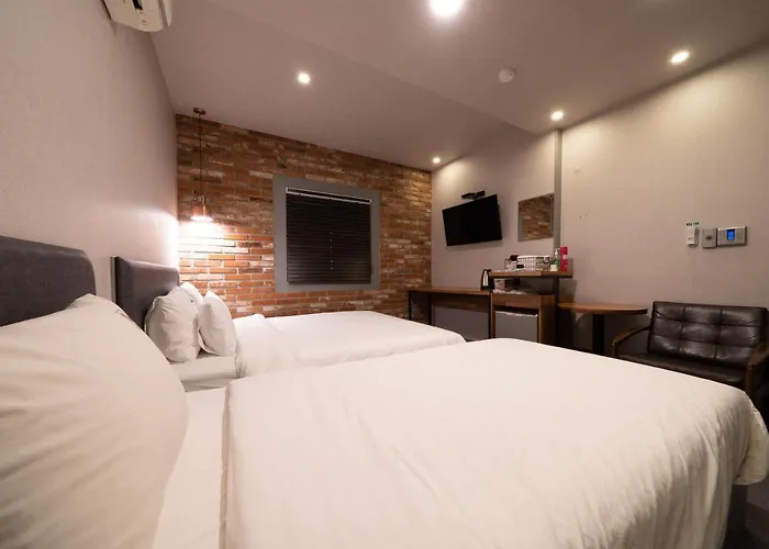 No25 Yeonsan 3* Pusan